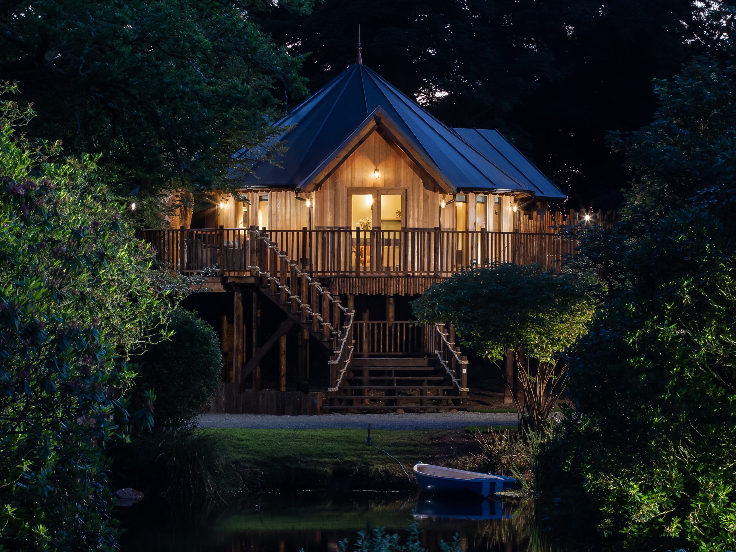 The Treehouse on the Lake