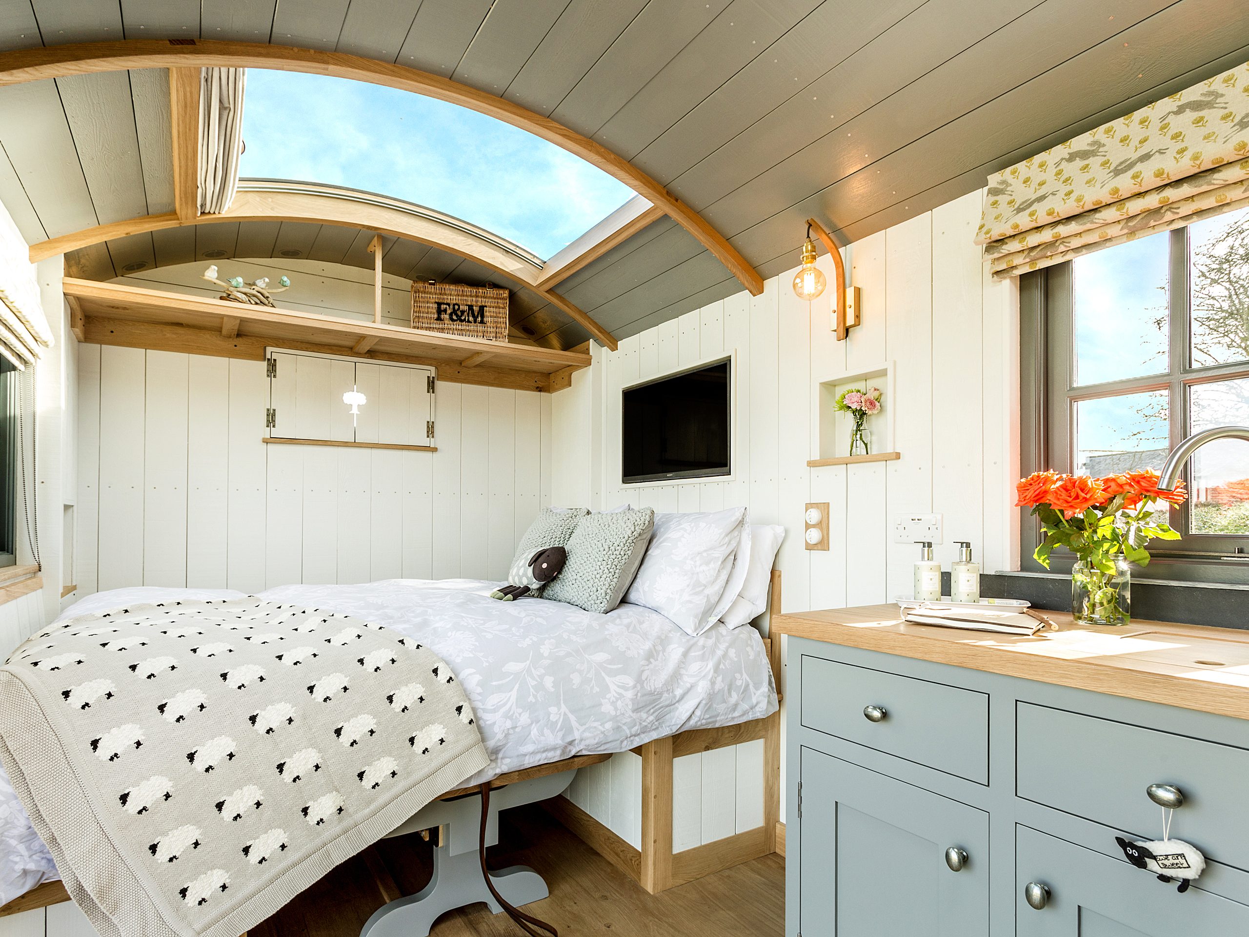 South Coombe Shepherds Hut
