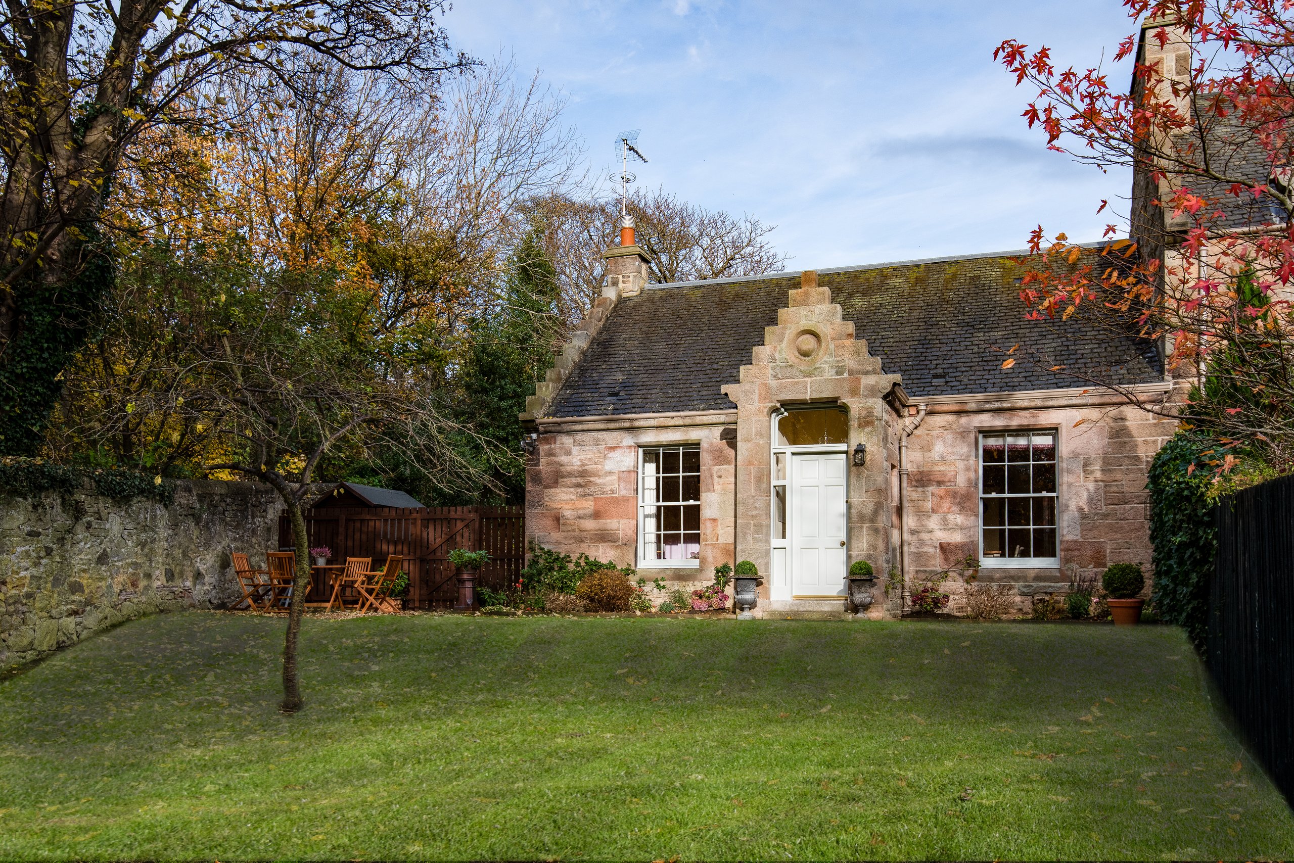 Glenlockhart Cottage Edinburgh