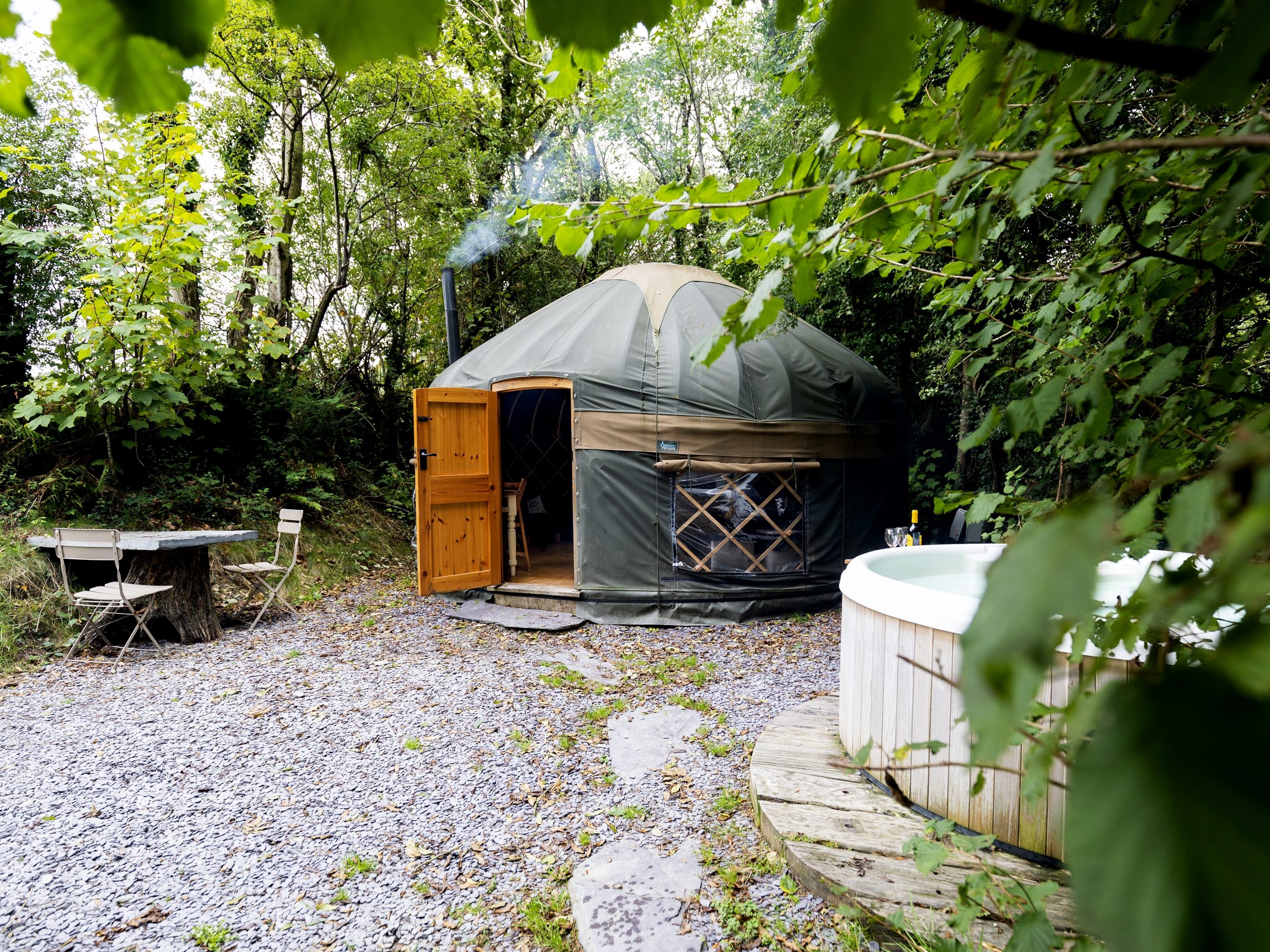 The Yurt Hideaway - with hot tub