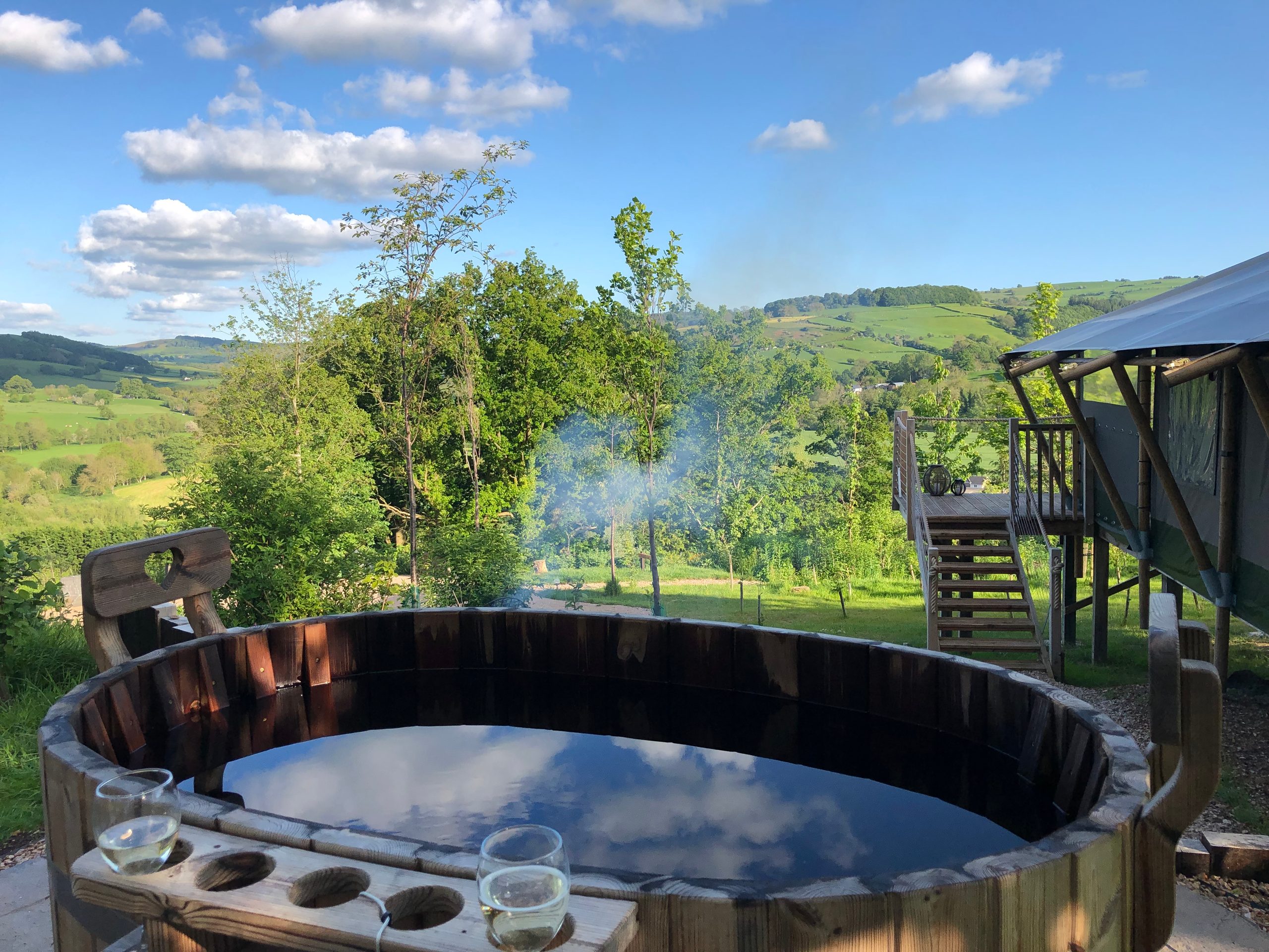Oaklands Glamping - Luxury Safari Tents