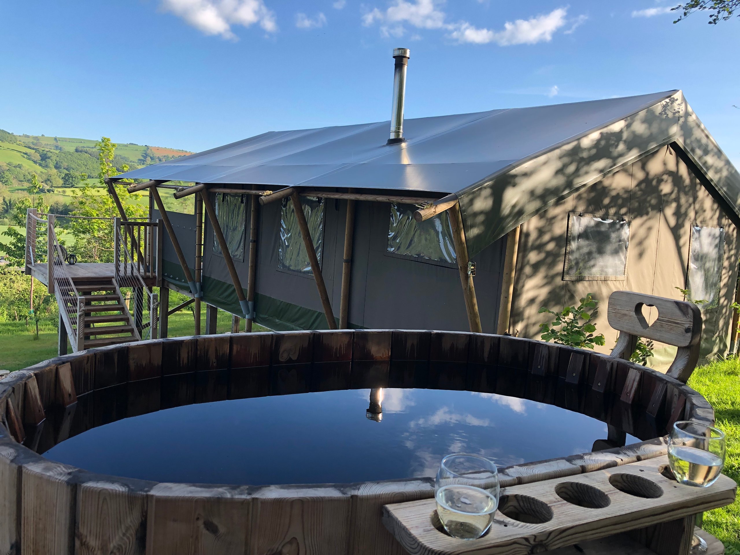 Oaklands Glamping - Luxury Safari Tents