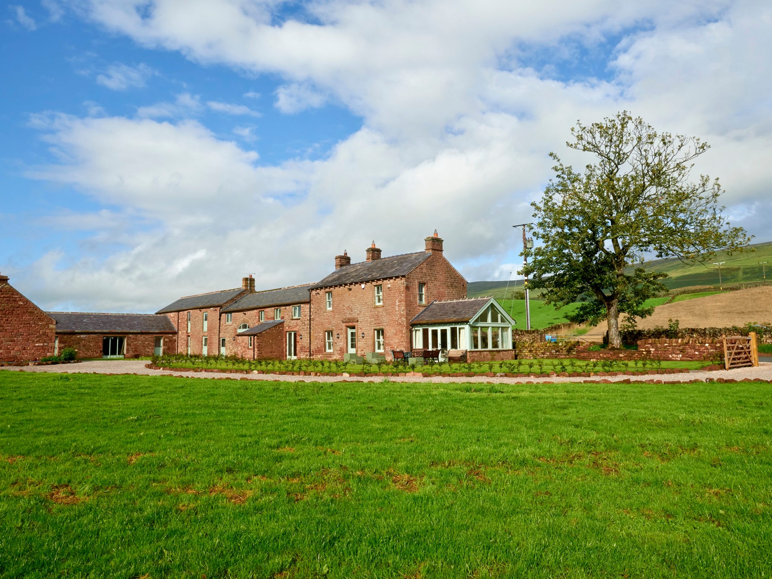 Todd Hills Hall Farm