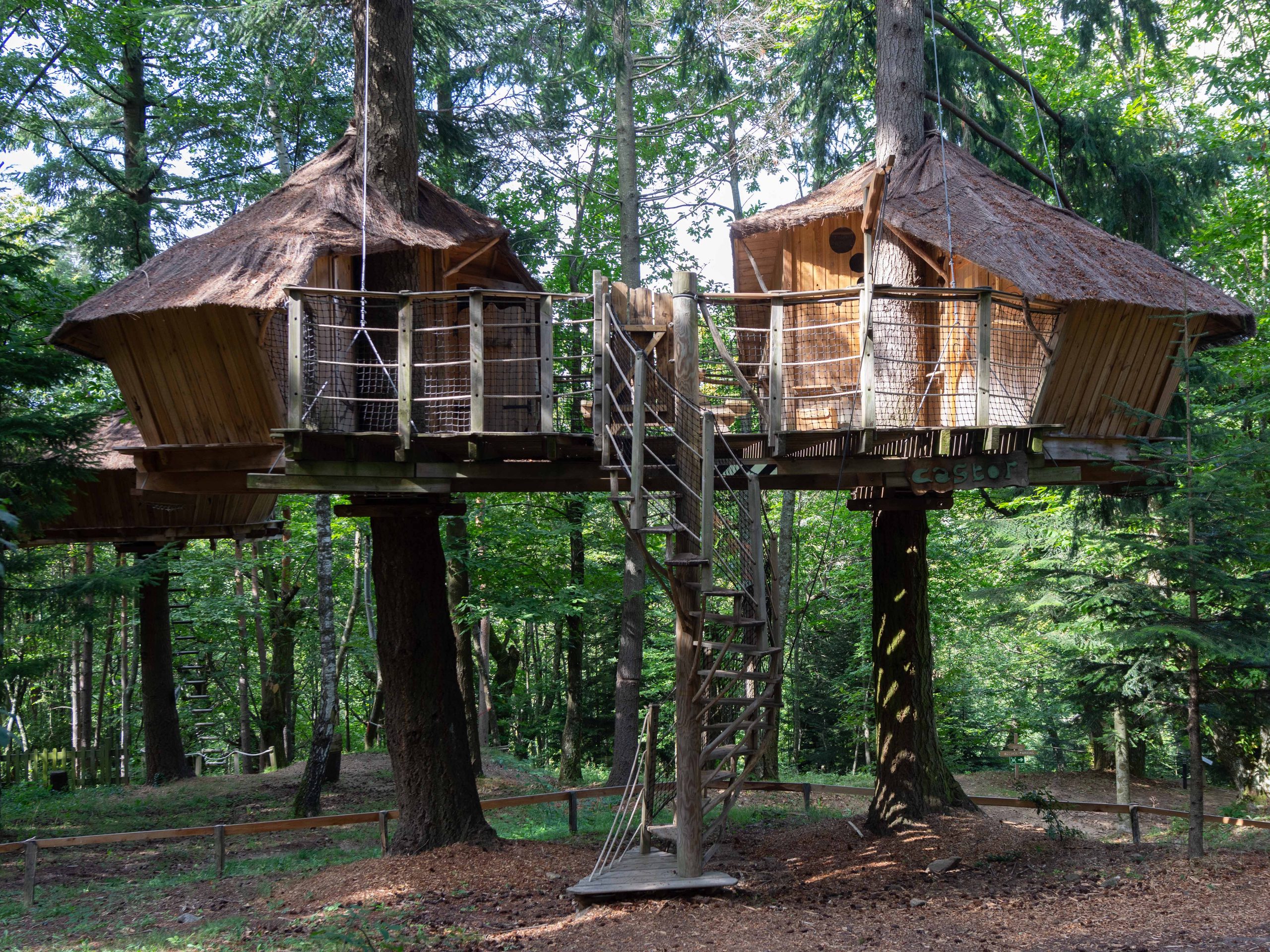 Les Cabanes de Labrousse