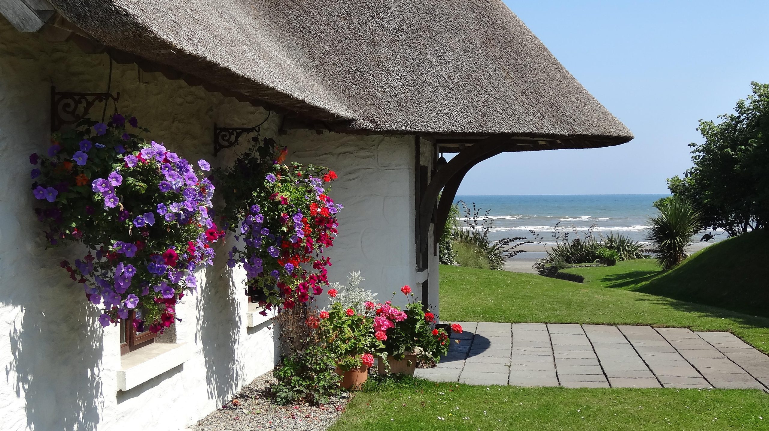 The Cottages Ireland - Image 1