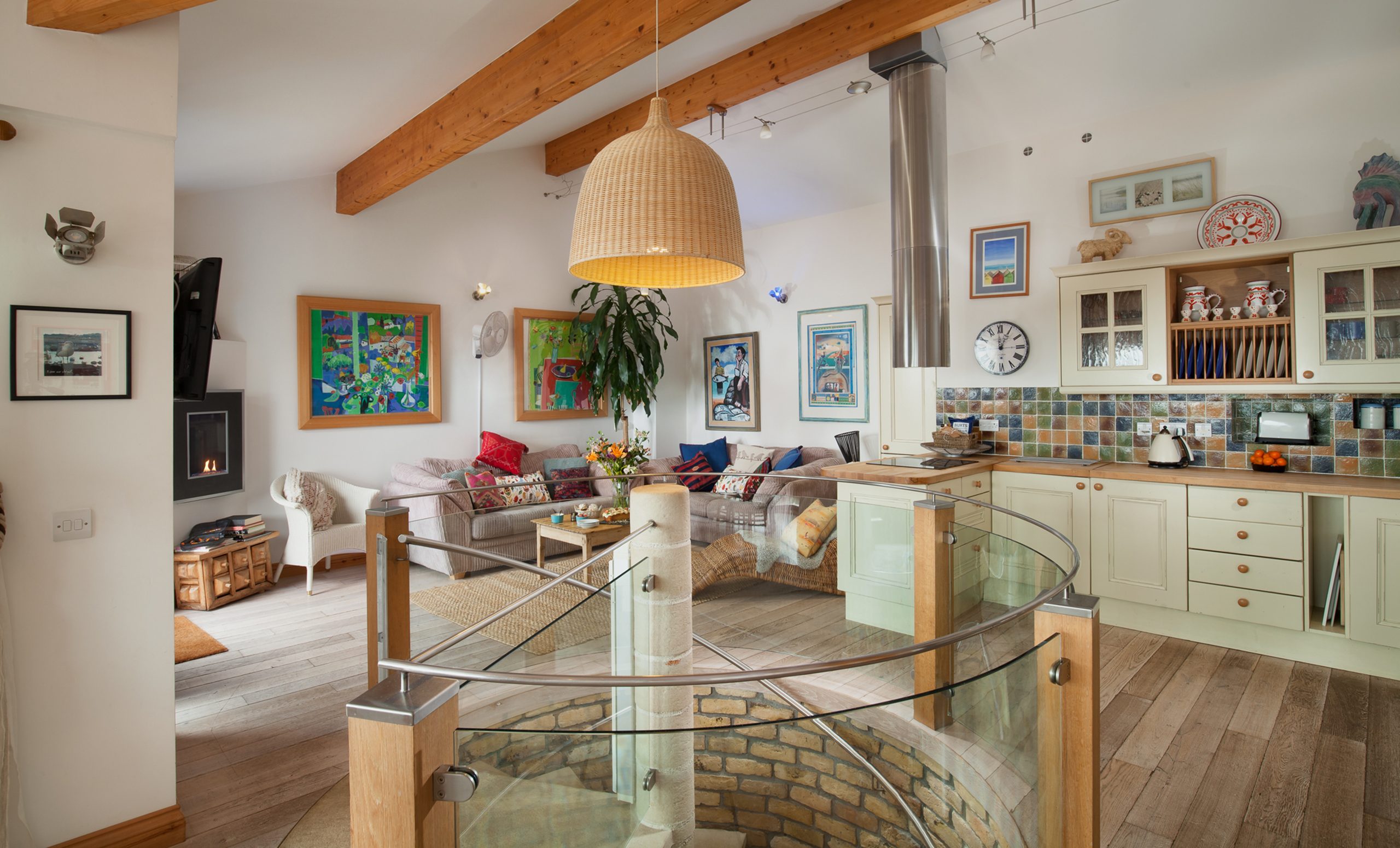 On The Rocks Beach House - Image 1