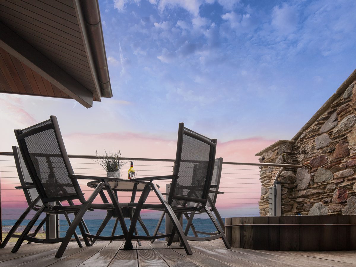 On The Rocks Beach House