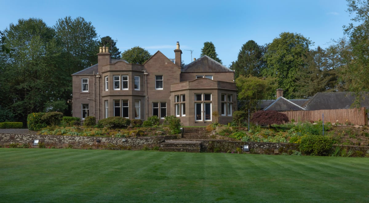 Castleton House