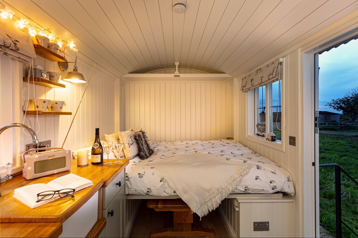 Starlight Shepherd Hut