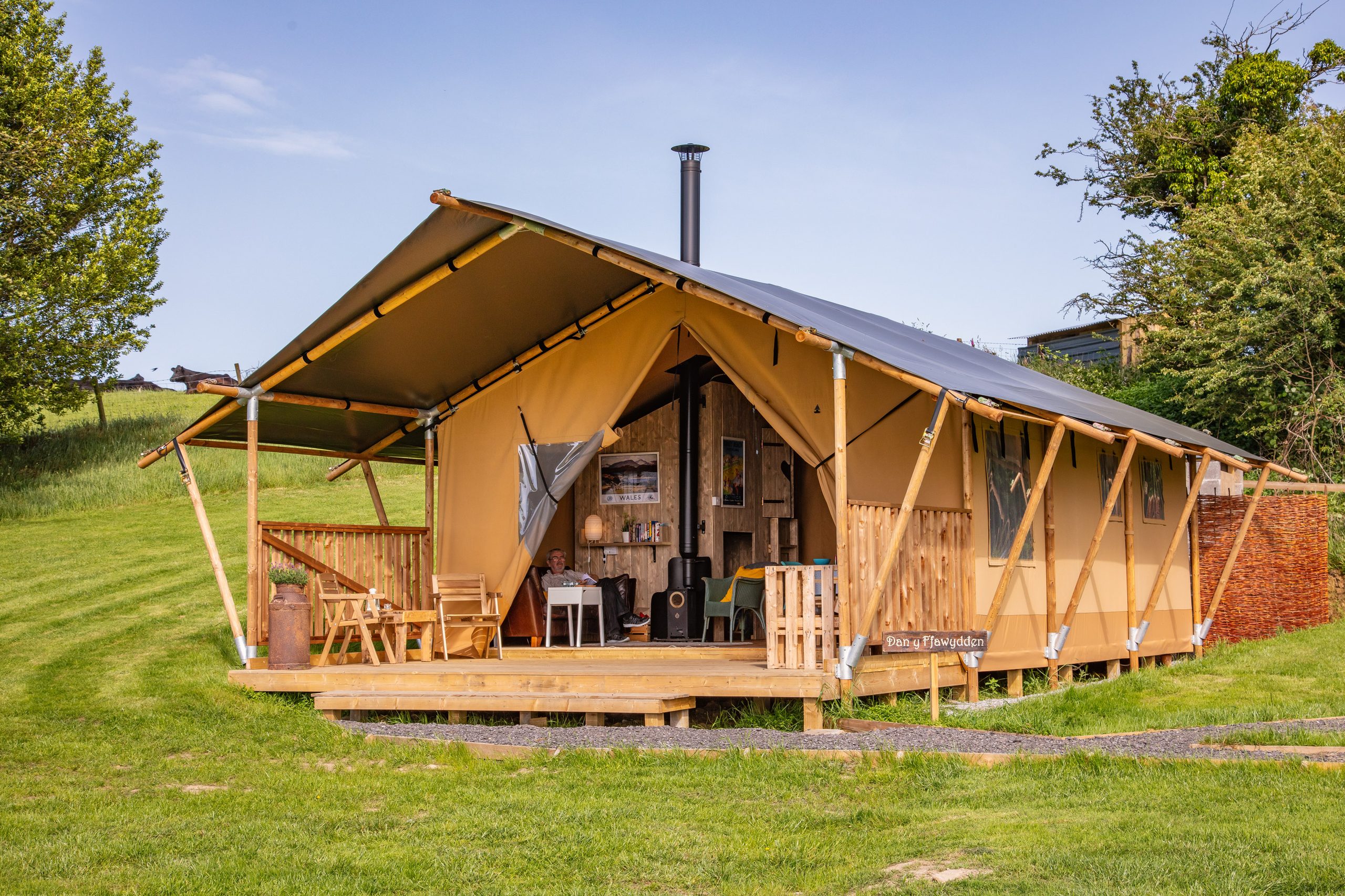 Under the Oak Glamping - Image 1