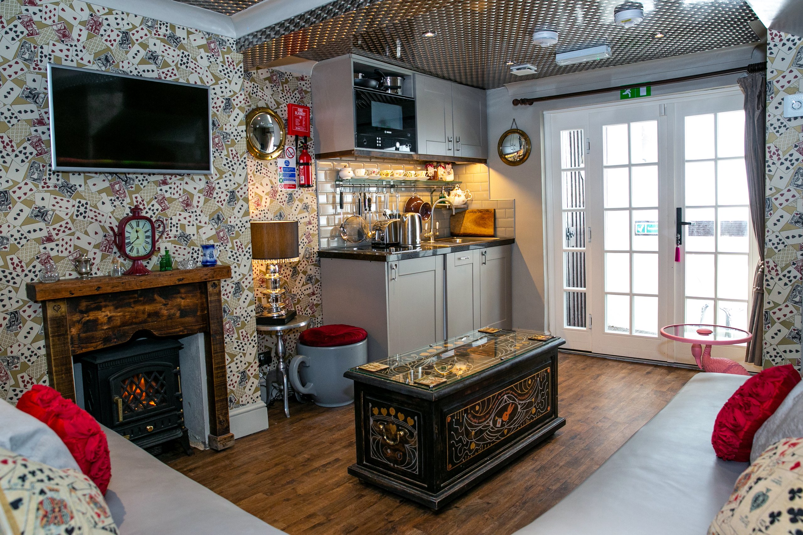 Looking Glass Cottage
