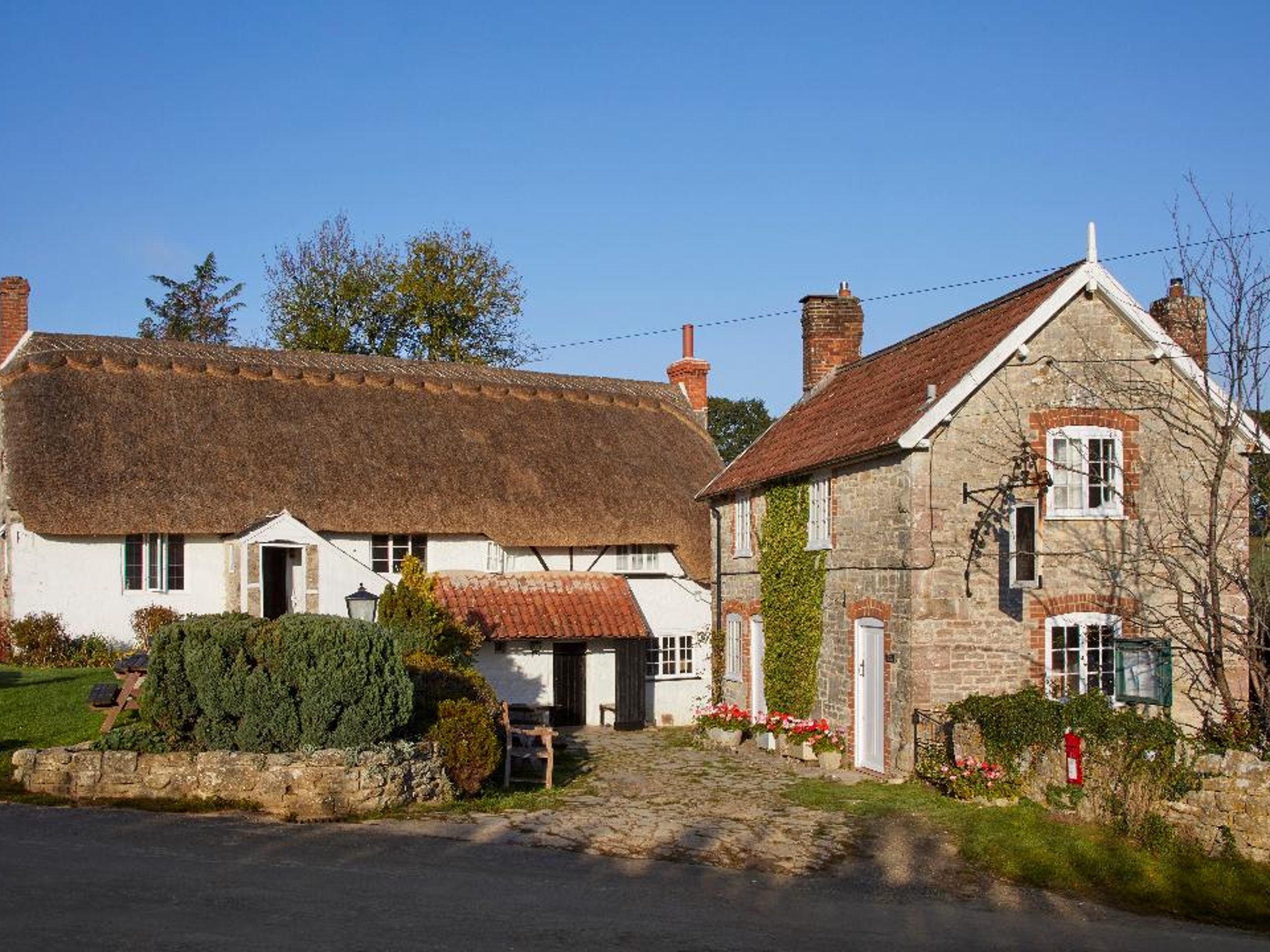The Compasses Inn