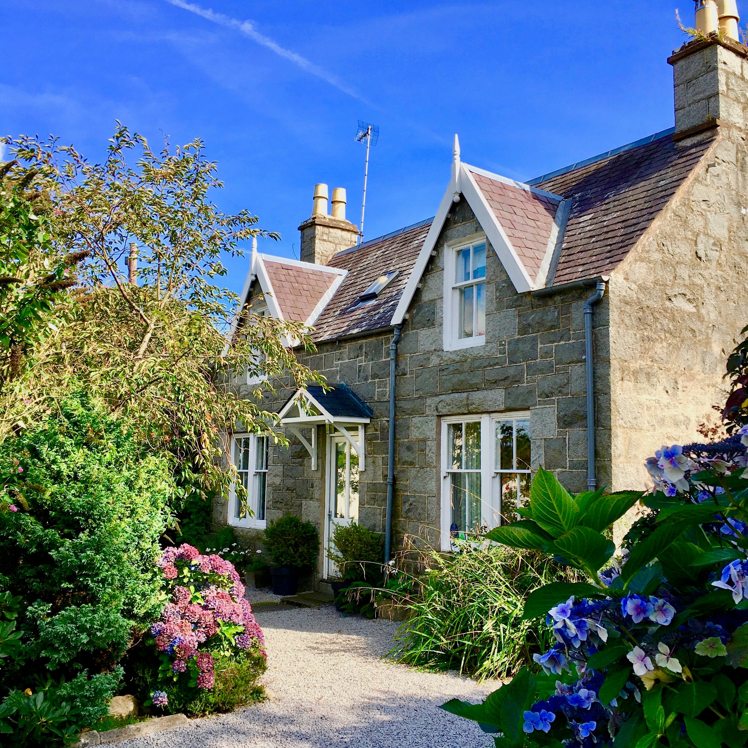 Loch View Cottage