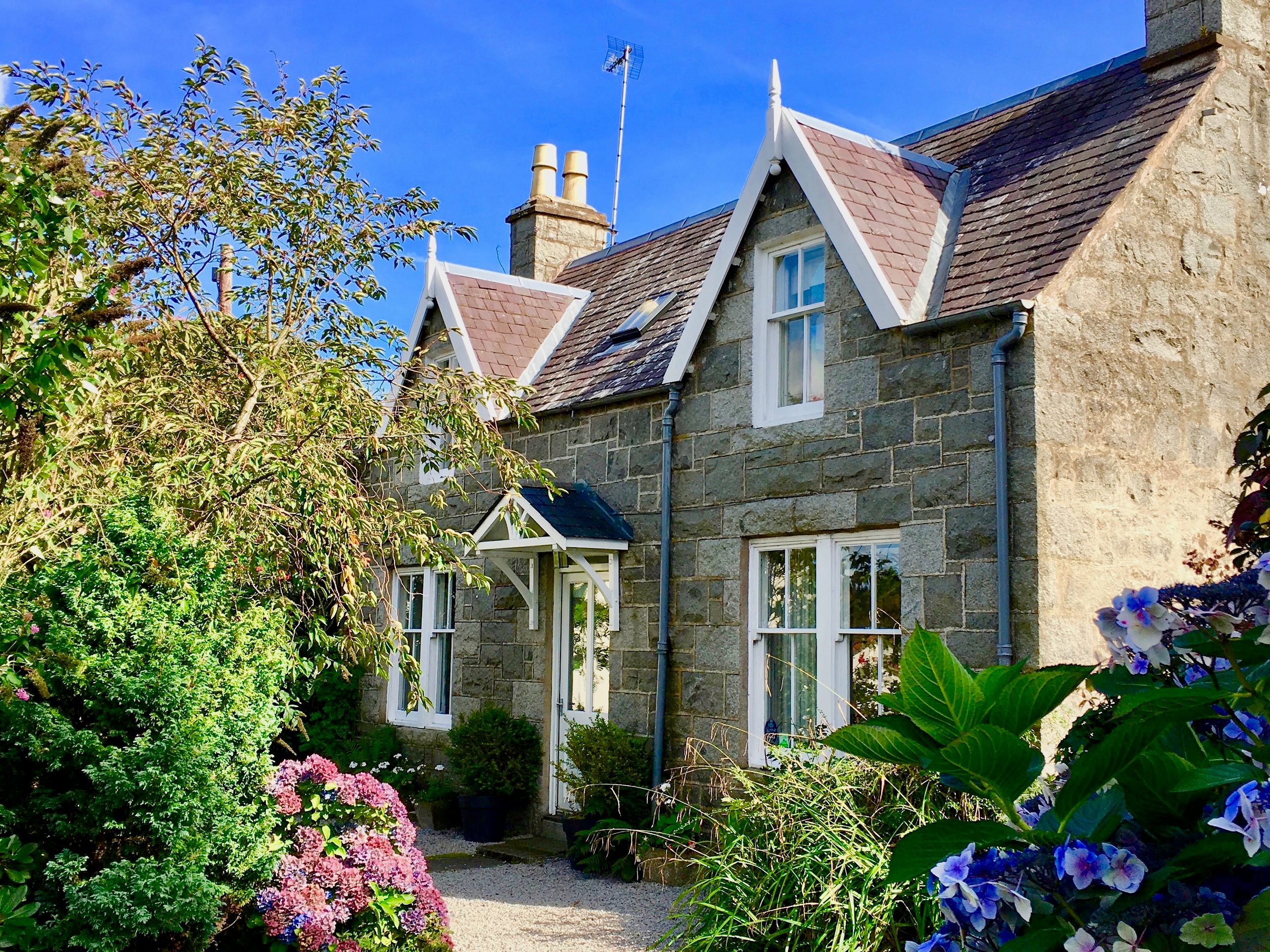 Loch View Cottage