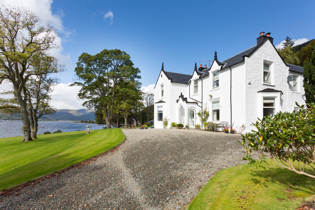 Holy Loch Manor